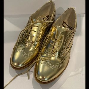 Sam Edelman Metallic Gold Lace-up Loafers. EUC. Sz. 8. VERY CUTE!
